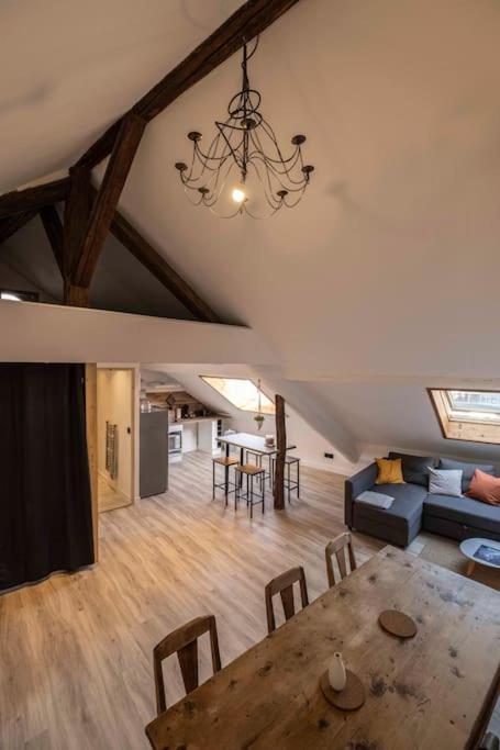 Cocon Sous Les Toits Appartement Albertville Buitenkant foto