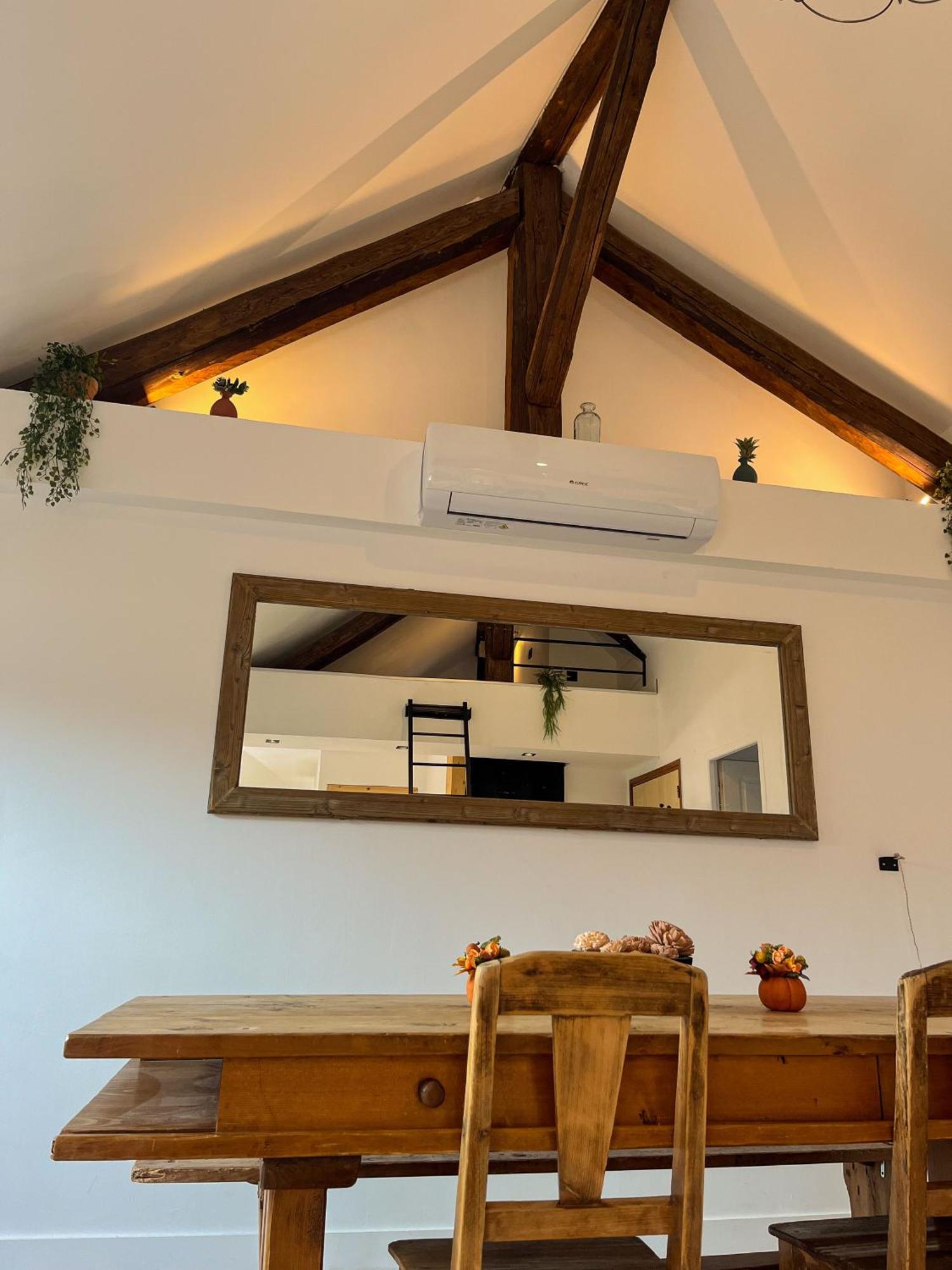 Cocon Sous Les Toits Appartement Albertville Buitenkant foto