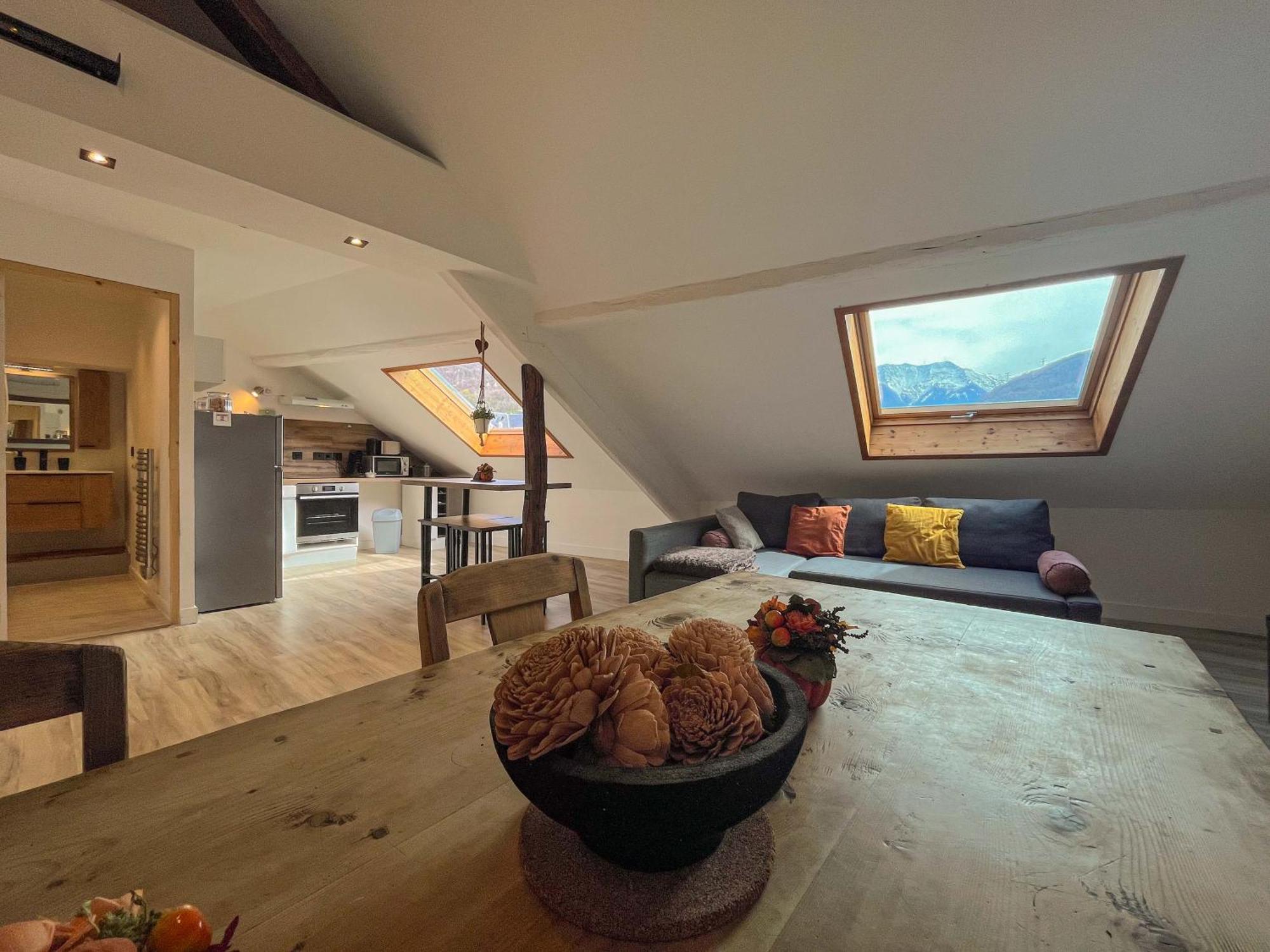 Cocon Sous Les Toits Appartement Albertville Buitenkant foto