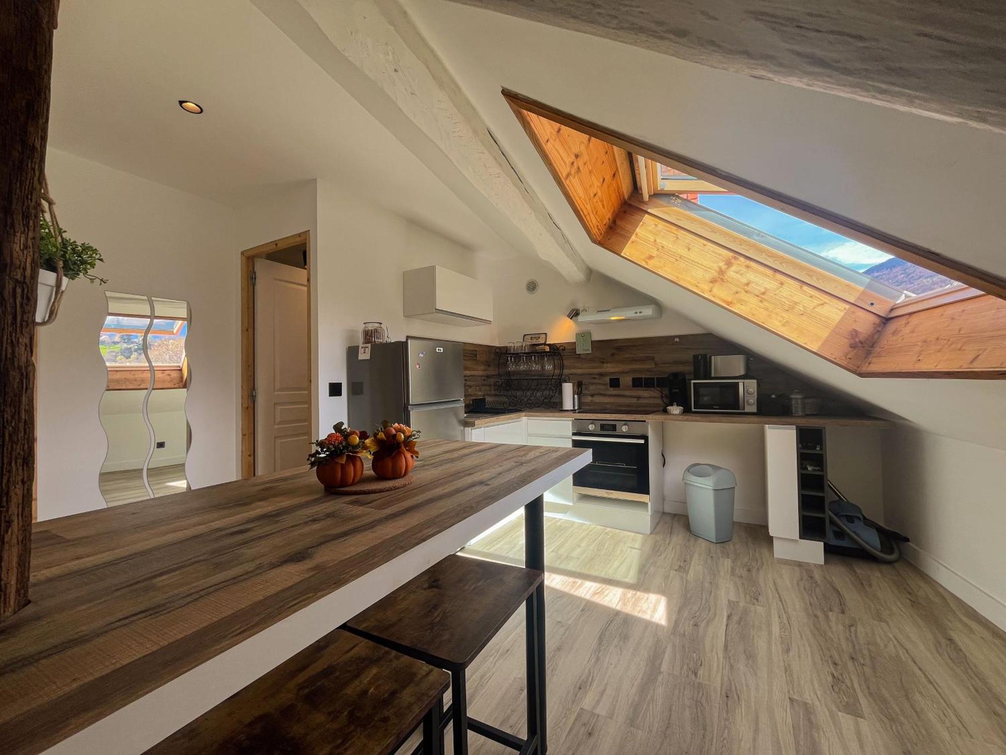 Cocon Sous Les Toits Appartement Albertville Buitenkant foto